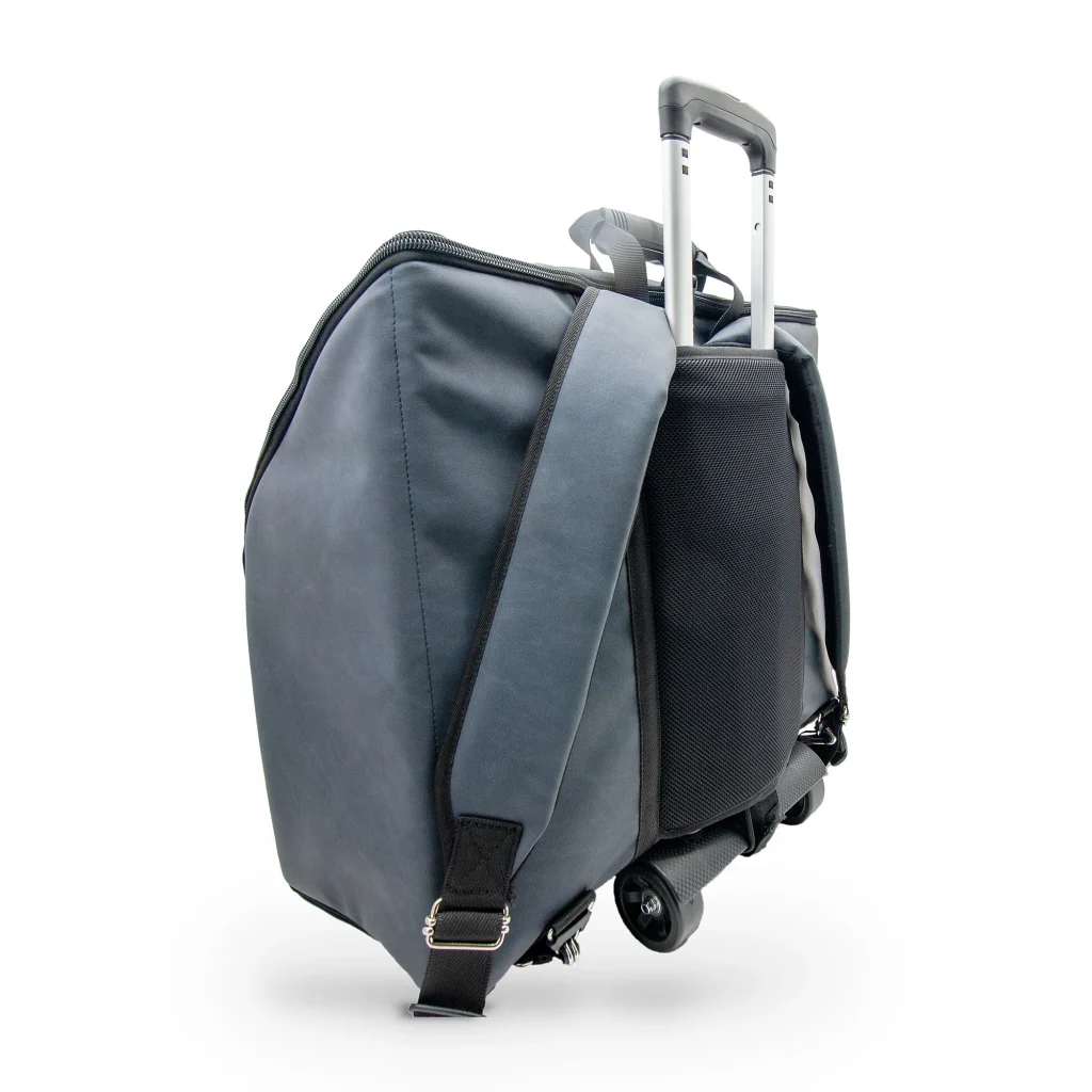 Accordion trolley from the side – with removable shoulder strap, padded back panel and wheels