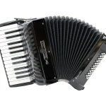 Bugari Nano Piano – Melodiebass-Akkordeon mit Pianotastatur, schräge Ansicht mit geöffnetem Balg